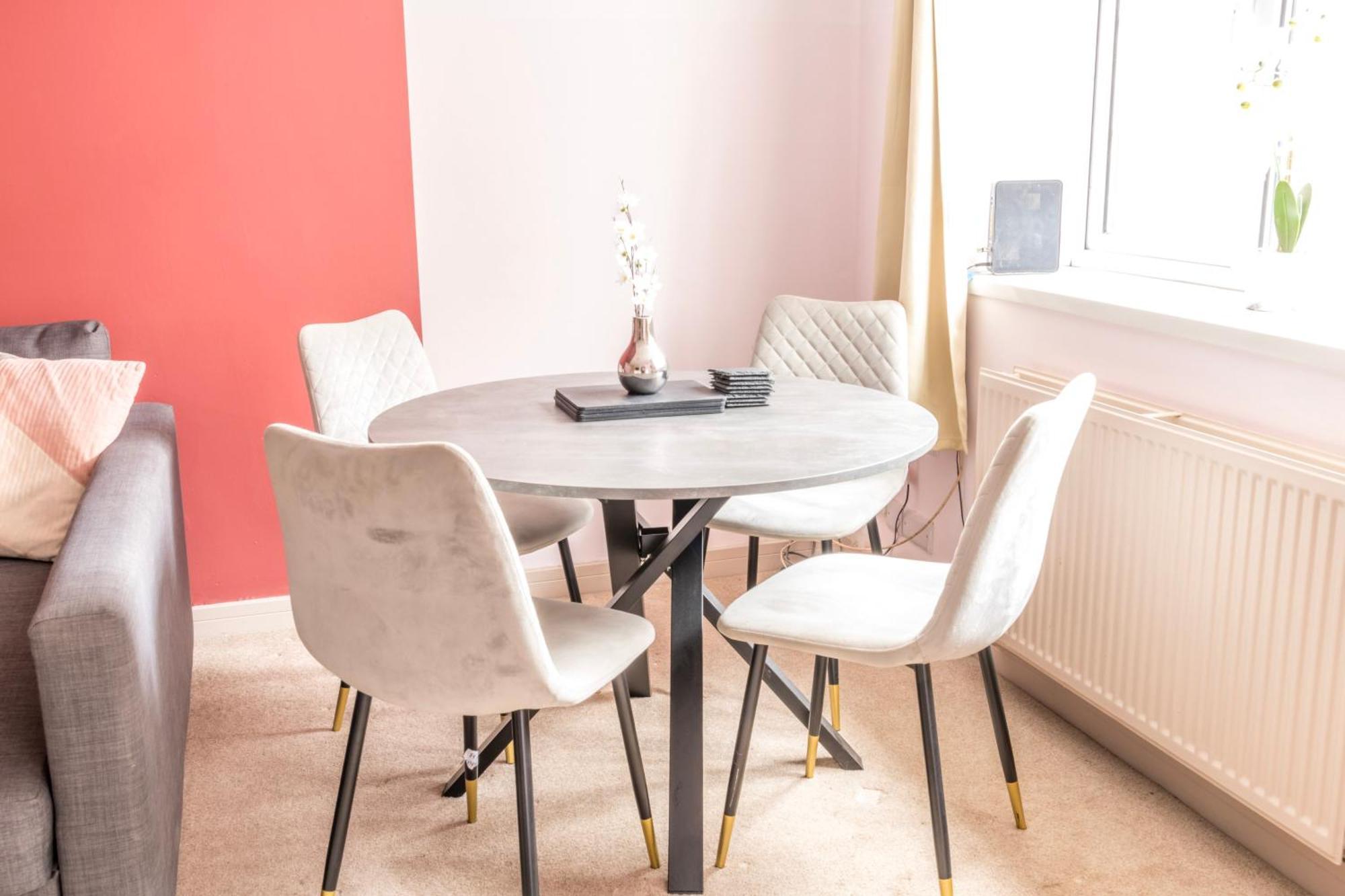 Cosy Medway With Free Parking By Prescott Apartamento